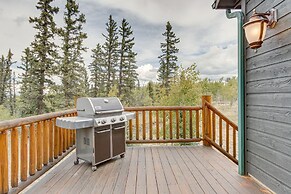 Jefferson Mountain Cabin w/ Private Deck & Grill!