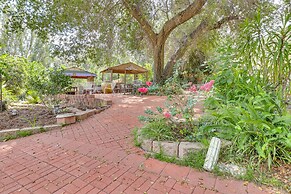 Cozy Escondido Escape Near Hiking & Downtown!