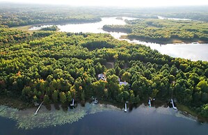 Waterfront Webster Cabin w/ Dock on Warner Lake!