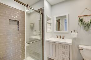 Sunny Atlantic City Home: Walk to Beach!