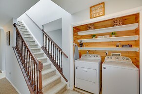 Sunny Atlantic City Home: Walk to Beach!