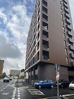 Charming 2-bed Apartment in Salford Newly Built