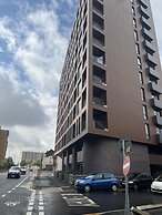 Charming 2-bed Apartment in Salford Newly Built