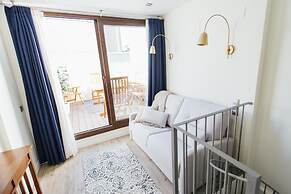 Stay Komodo Byron Suites