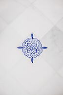 Stay Komodo Byron Suites