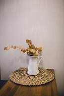 Stay Komodo Byron Suites