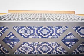 Stay Komodo Byron Suites