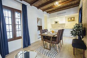 Stay Komodo Byron Suites