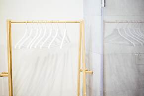 Stay Komodo Byron Suites