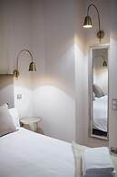 Stay Komodo Byron Suites