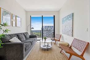 Modern Downtown Doral One-Bedroom Apt
