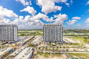Modern Studio in Downtown Doral