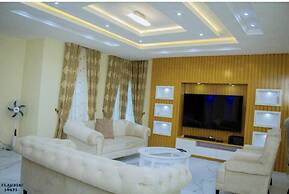Remarkable 3-bed Villa in Ajah Ogombo