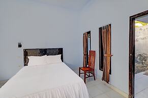 OYO 92401 Hotel Mustika