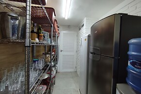 Casa pé na areia com 05 suítes