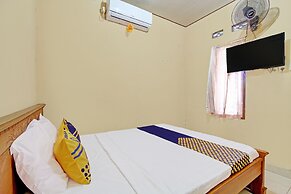 SPOT ON 92515 Timoti Guest House