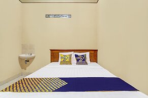 SPOT ON 92515 Timoti Guest House