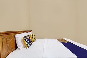 SPOT ON 92515 Timoti Guest House