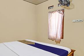 SPOT ON 92515 Timoti Guest House