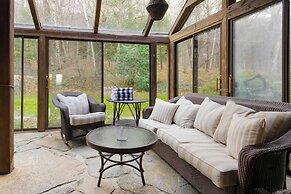 Wellspring by Avantstay Indoor Pool + Views