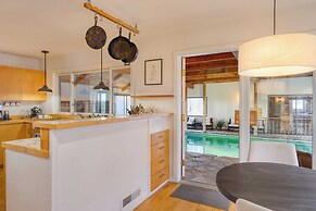 Wellspring by Avantstay Indoor Pool + Views