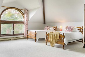 Wellspring by Avantstay Indoor Pool + Views