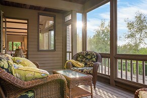 Wellspring by Avantstay Indoor Pool + Views