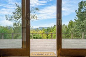 Wellspring by Avantstay Indoor Pool + Views