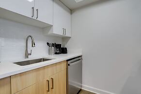 Modern apartment in the center Pentagon