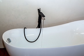 Aardvark Safari Lodge