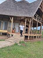 Aardvark Safari Lodge