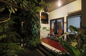 Sari Gong Guest House, A Trishula Collection