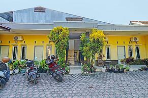 OYO 92519 Pondok Koesnita