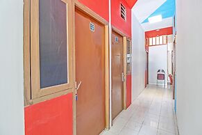SPOT ON 92531 Pacar Guesthouse