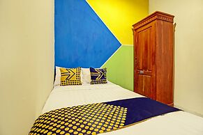 SPOT ON 92531 Pacar Guesthouse