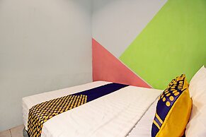 SPOT ON 92531 Pacar Guesthouse