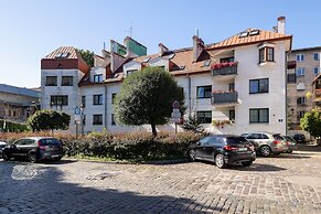 Apartment Kazimierz + Parking by Renters