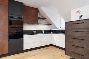 Apartment Kazimierz + Parking by Renters