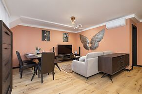 Apartment Kazimierz + Parking by Renters