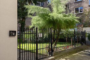 Bright Apartment Kazimierz by Renters