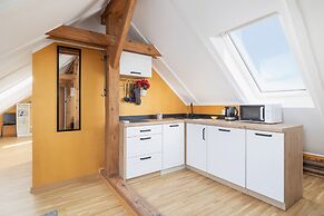 Bright Apartment Kazimierz by Renters