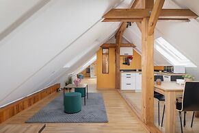 Bright Apartment Kazimierz by Renters