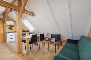 Bright Apartment Kazimierz by Renters