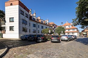 Bright Apartment Kazimierz by Renters