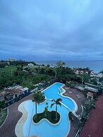 Spacious Oceanview Corner Suite Brand New