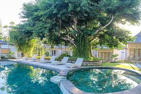 Caspla Resort by Loccal Collection