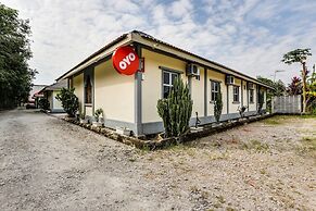 OYO 89660 Raudhah Inn Hotel