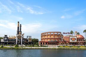 Vor5550aa: 5 Bed, Imagination Lab, Pool