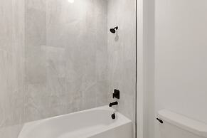 Vor5502aa: 5 Bed, Imagination Lab, Pool