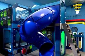 Vor5450aa: 5 Bed, Imagination Lab, Pool